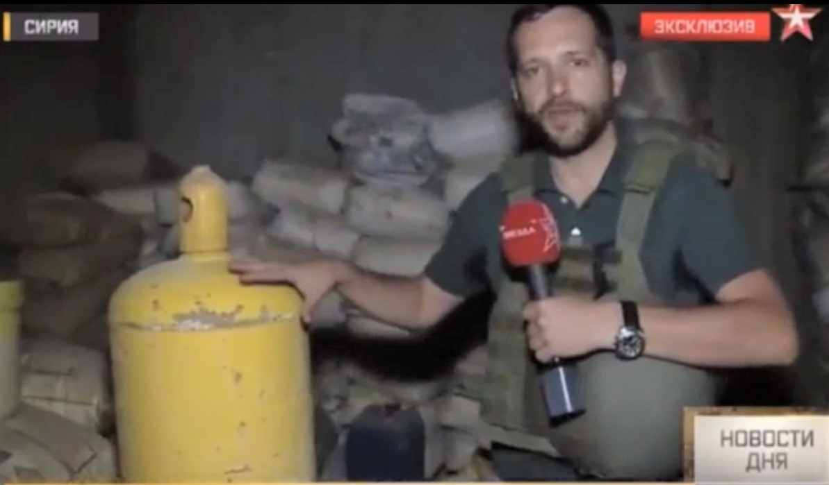 A reporter from Zvezda, the Russian defence ministry’s TV channel, with the “rebel cylinder”.